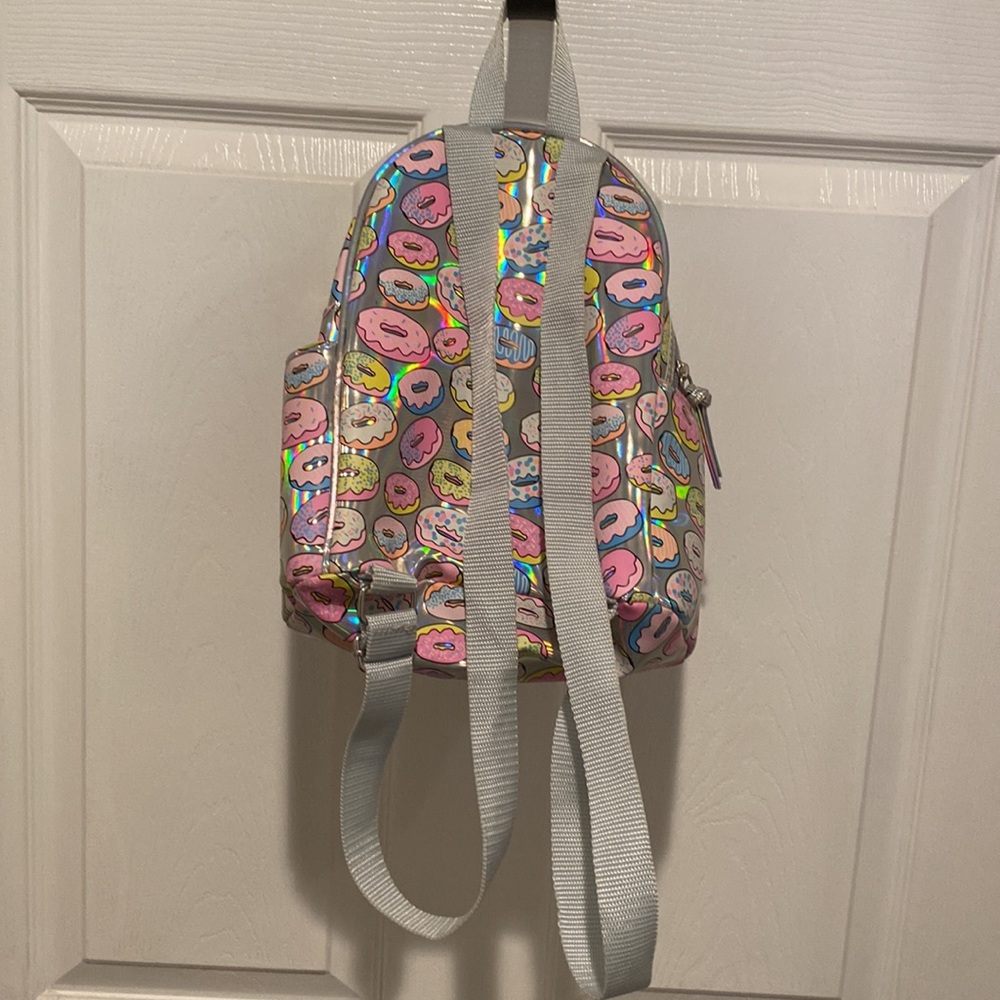 Small donut backpack - Picture 2 of 3